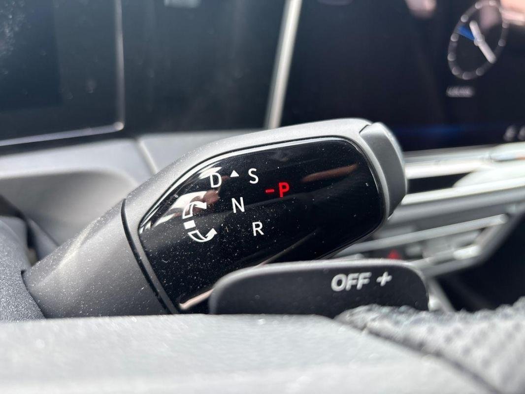 Volkswagen Tiguan - Photo 11