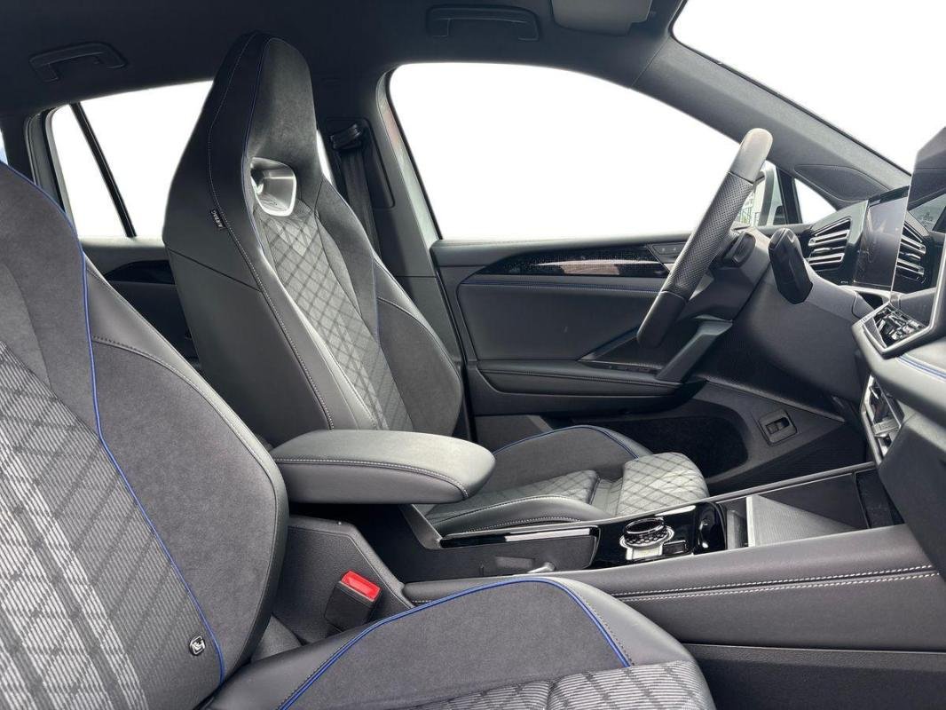 Volkswagen Tiguan - Photo 13