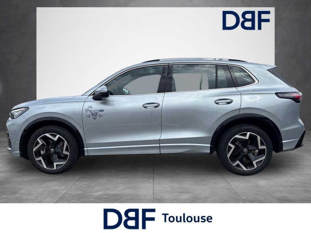 Volkswagen Tiguan - Photo 2