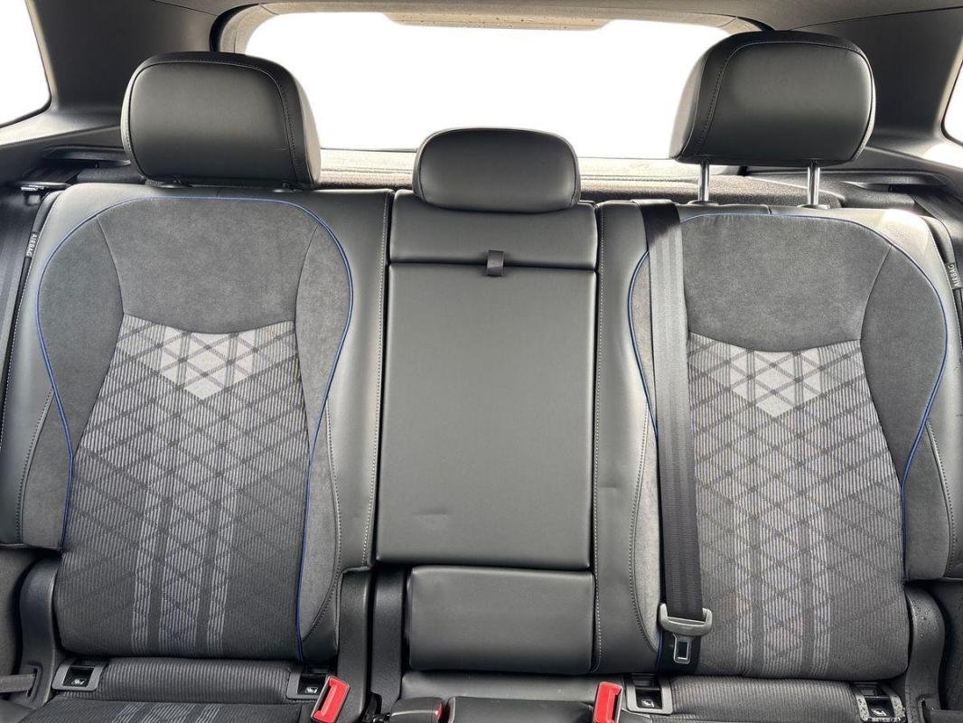 Volkswagen Tiguan - Photo 22