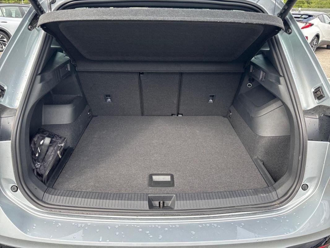 Volkswagen Tiguan - Photo 31