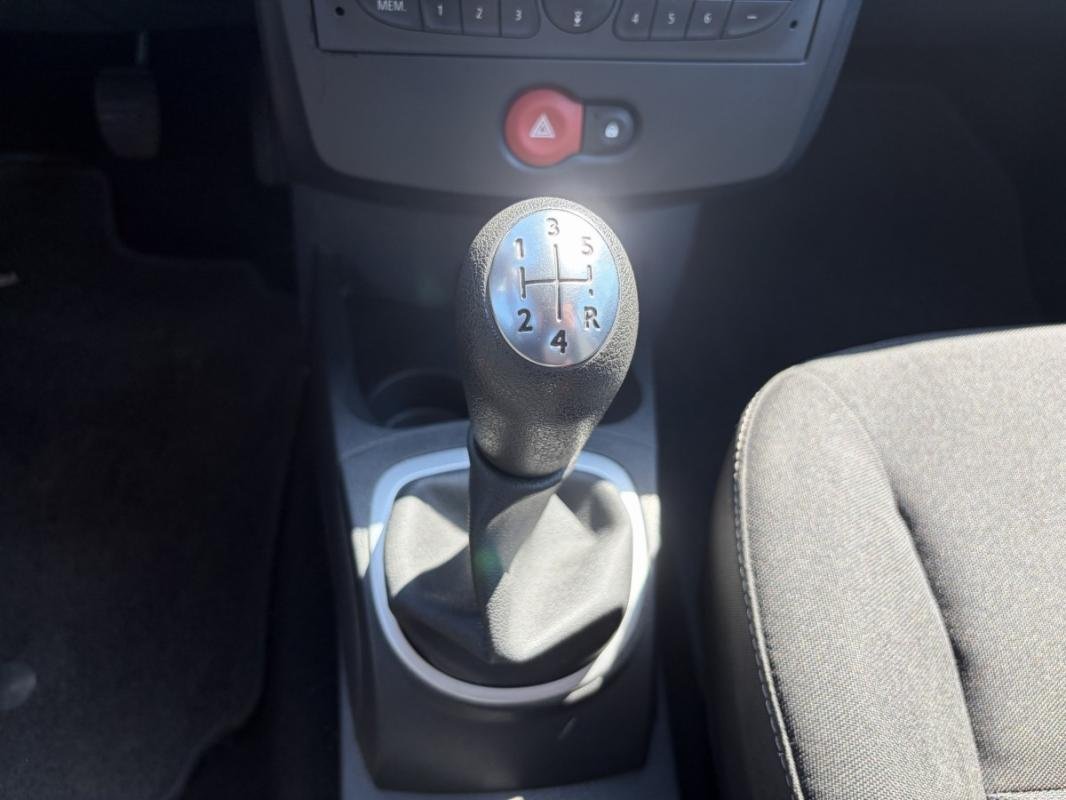 Renault Clio - Photo 28