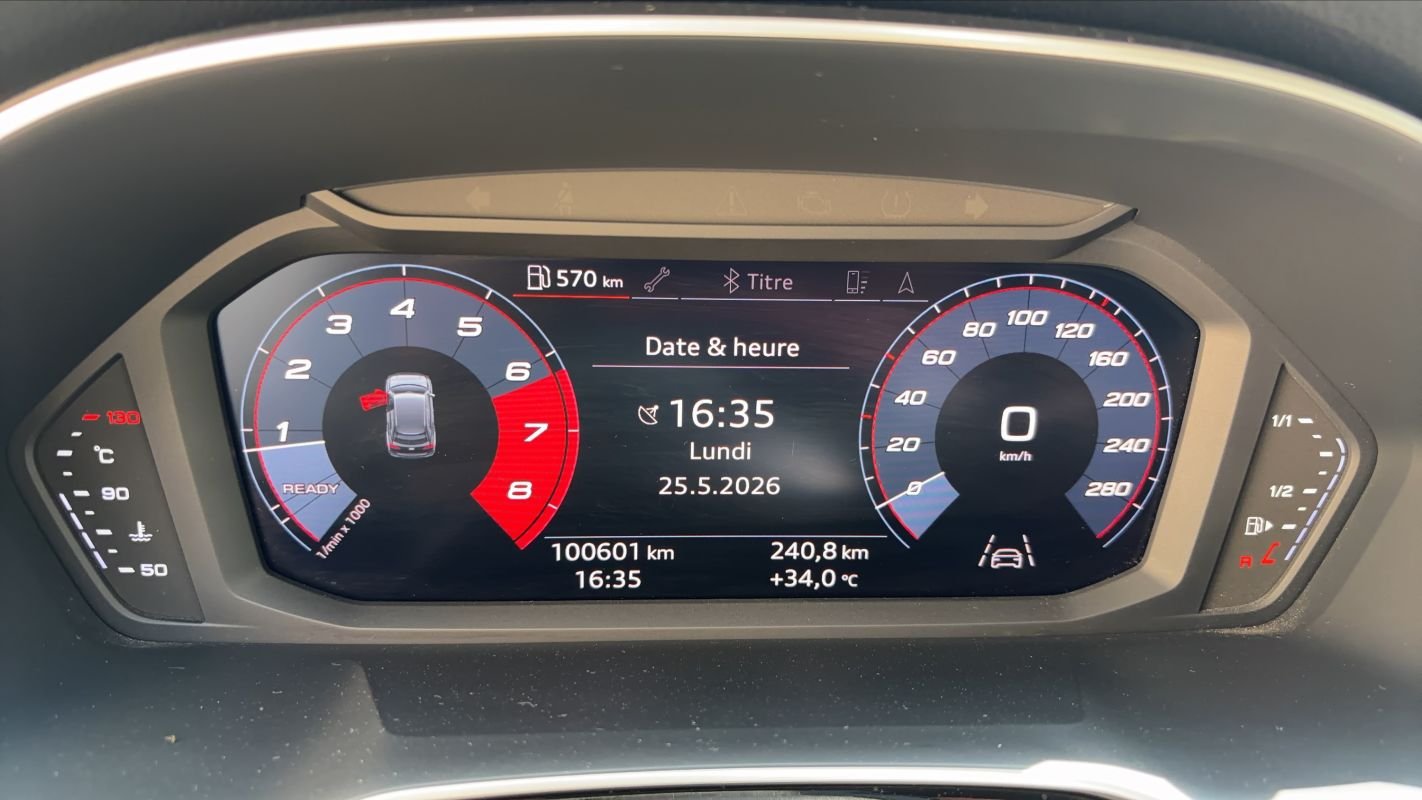 Audi Q3 - Photo 12