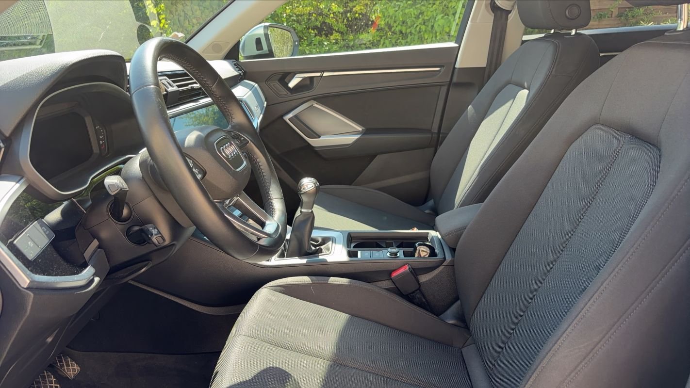 Audi Q3 - Photo 25