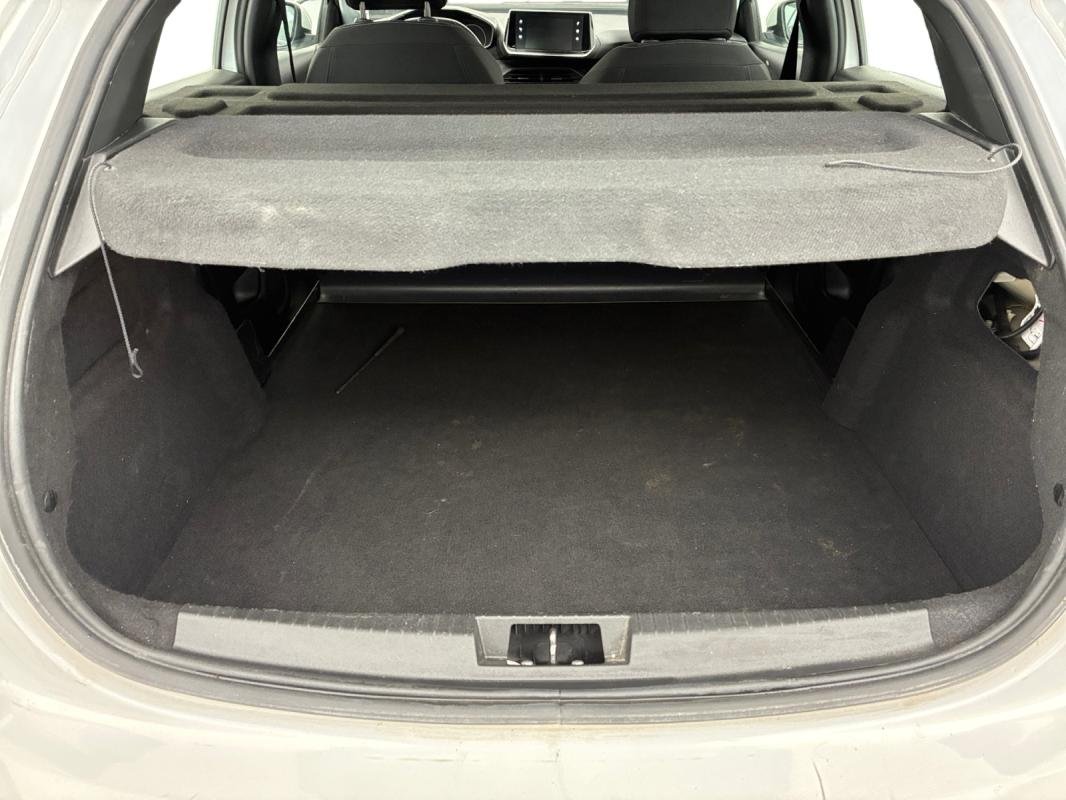 Peugeot 208 affaire - Photo 15