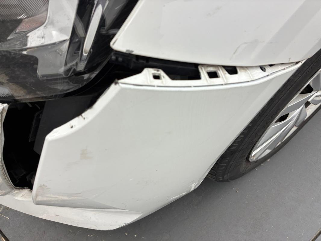 Peugeot 208 affaire - Photo 19