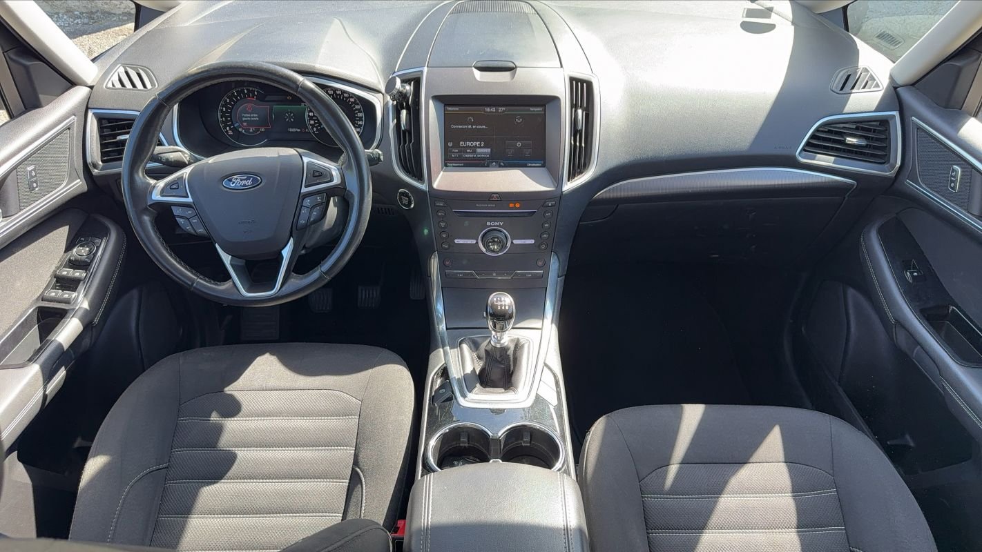 Ford Galaxy - Photo 11