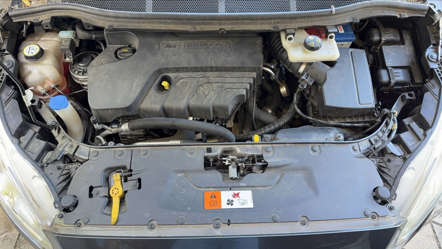 Ford Galaxy - Photo 15