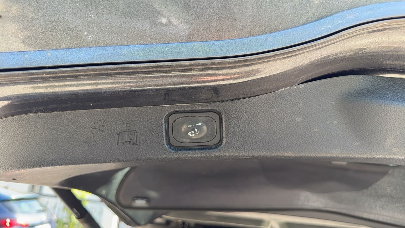 Ford Galaxy - Photo 25