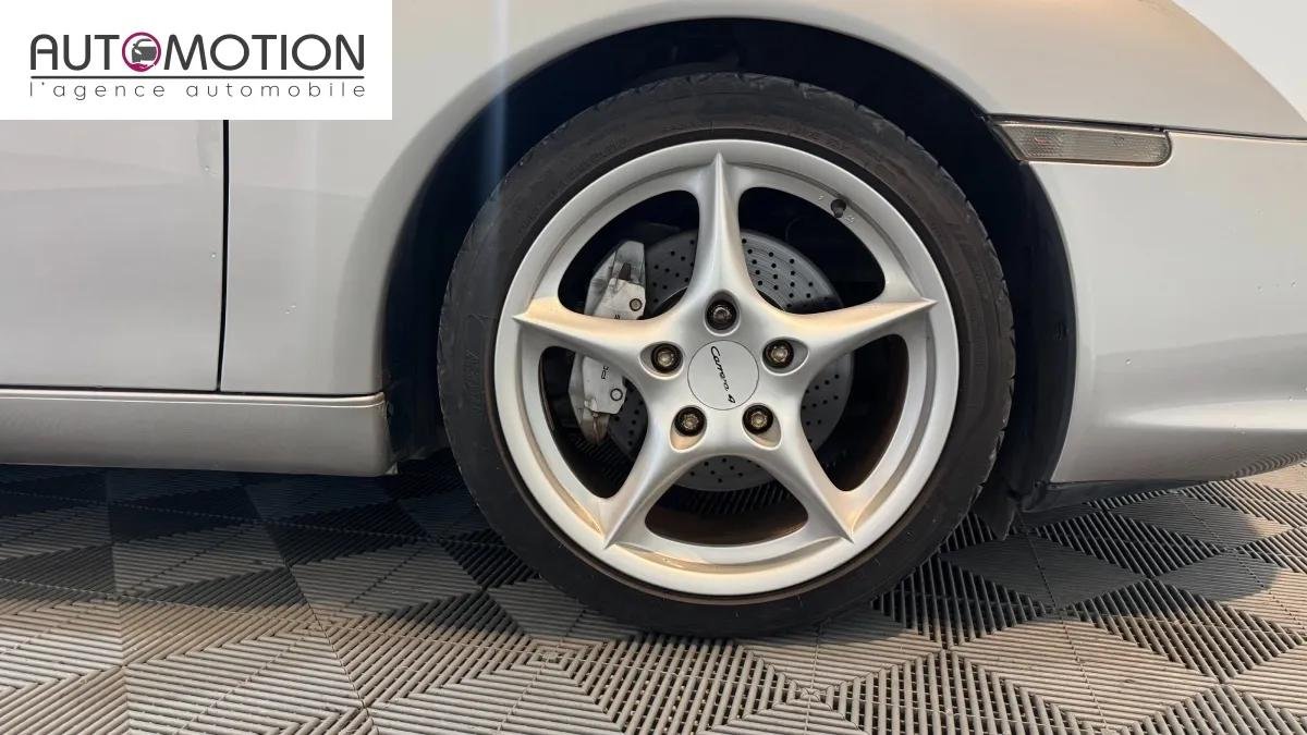 Porsche 911 - Photo 8