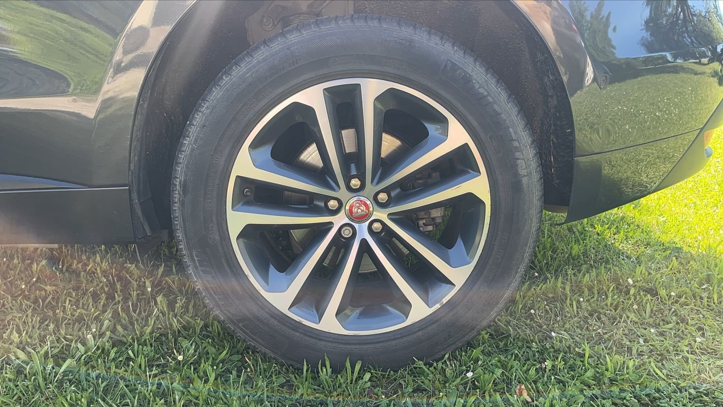 Jaguar F-Pace - Photo 19