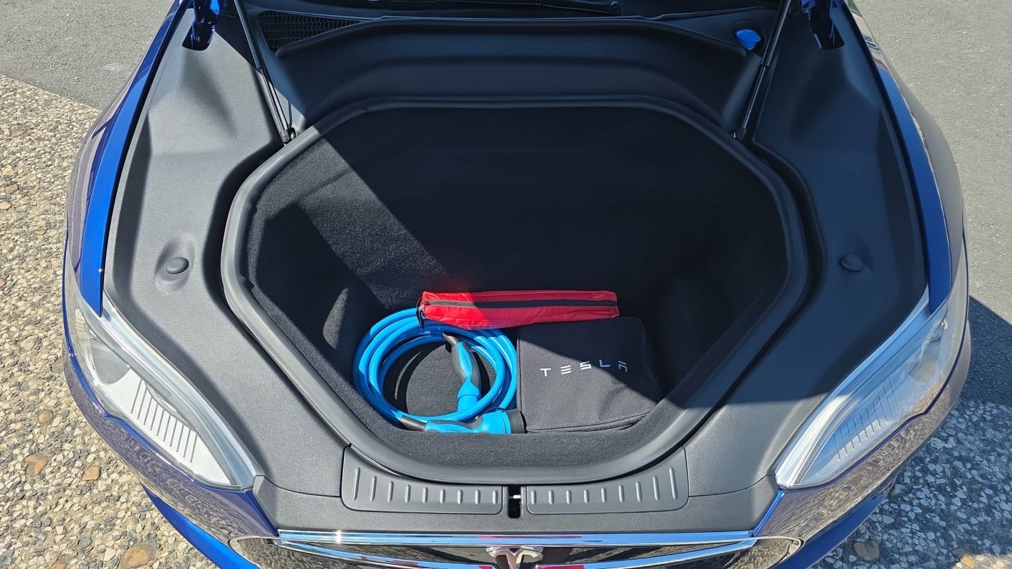 Tesla Model S - Photo 15