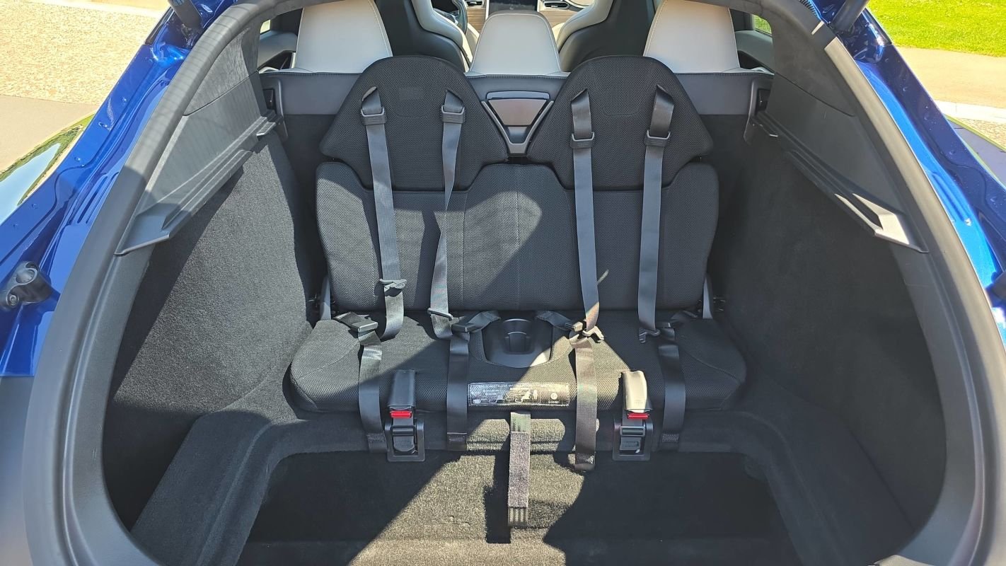Tesla Model S - Photo 25