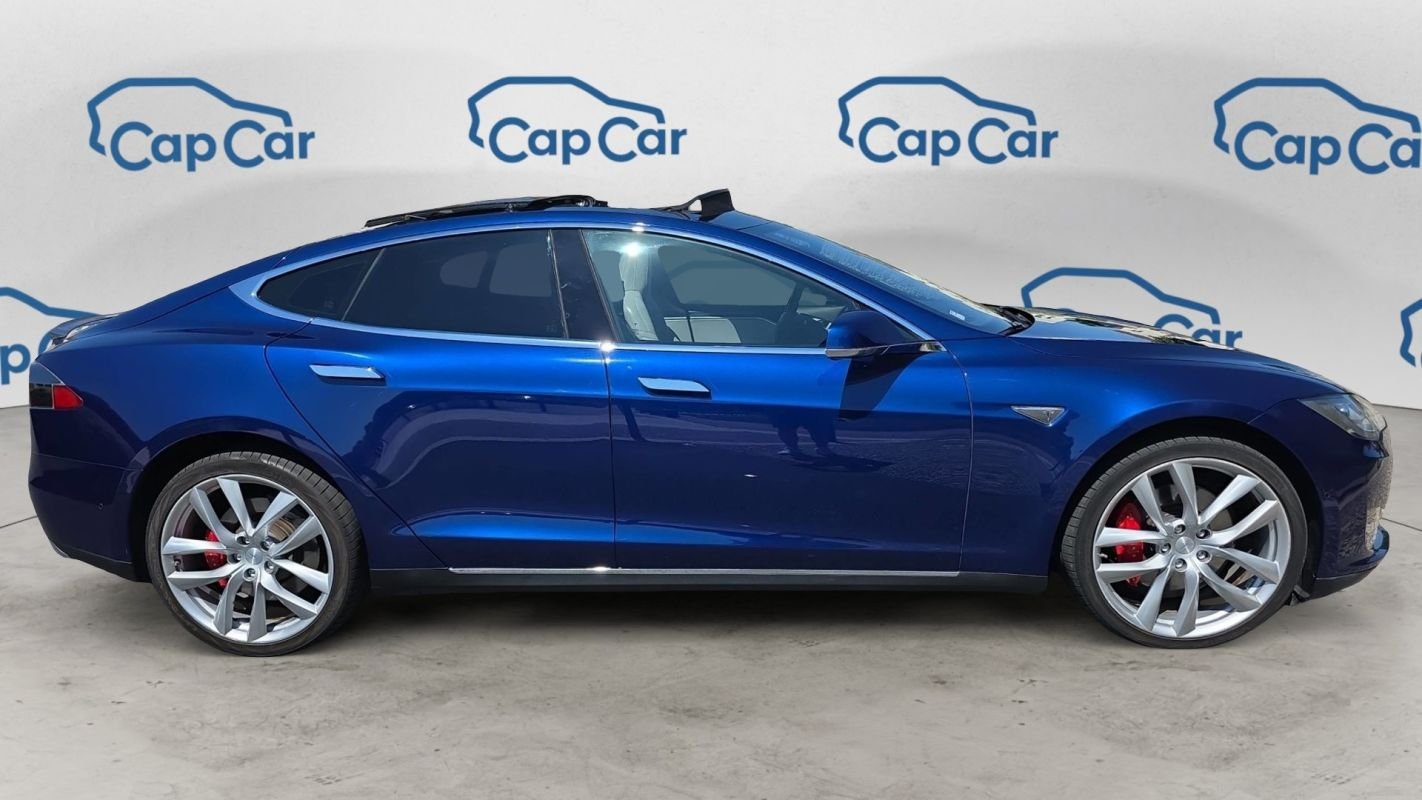 Tesla Model S - Photo 4