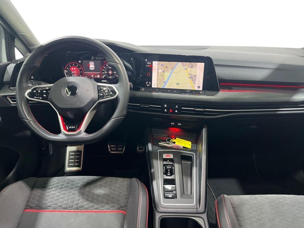 Volkswagen Golf - Photo 8