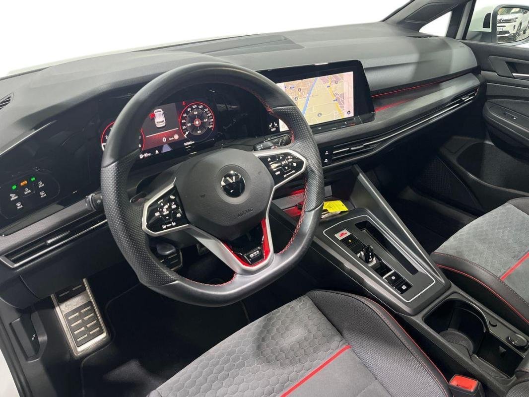Volkswagen Golf - Photo 9