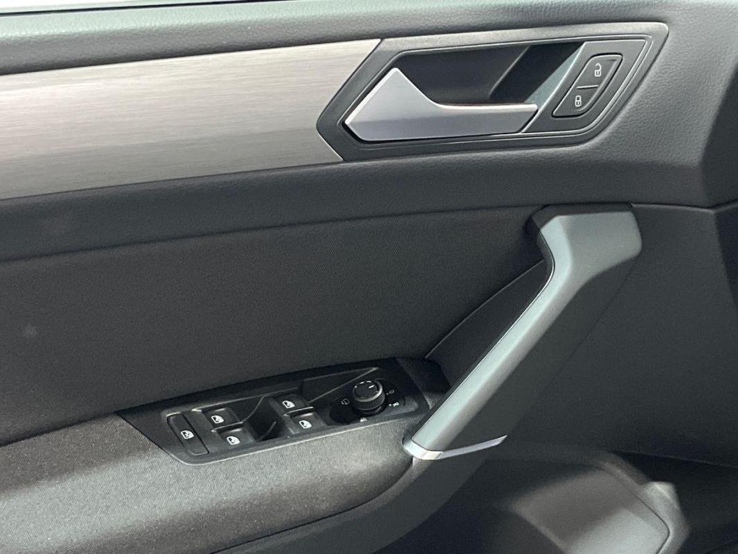 Volkswagen Touran - Photo 15
