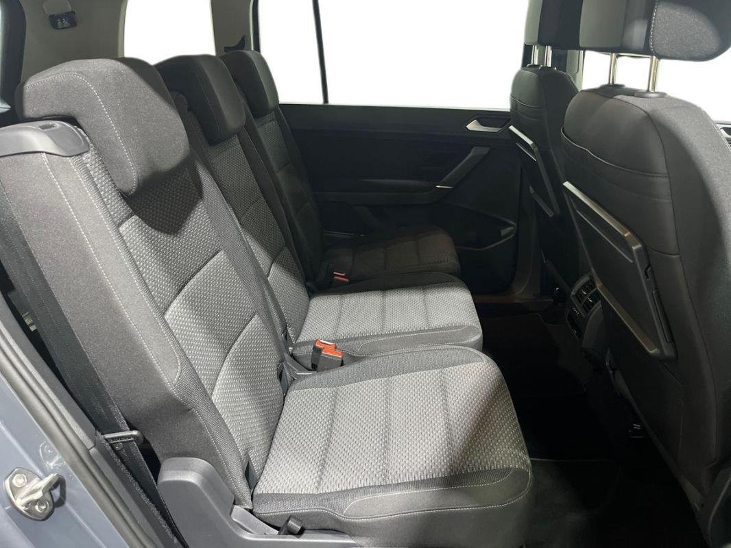 Volkswagen Touran - Photo 23