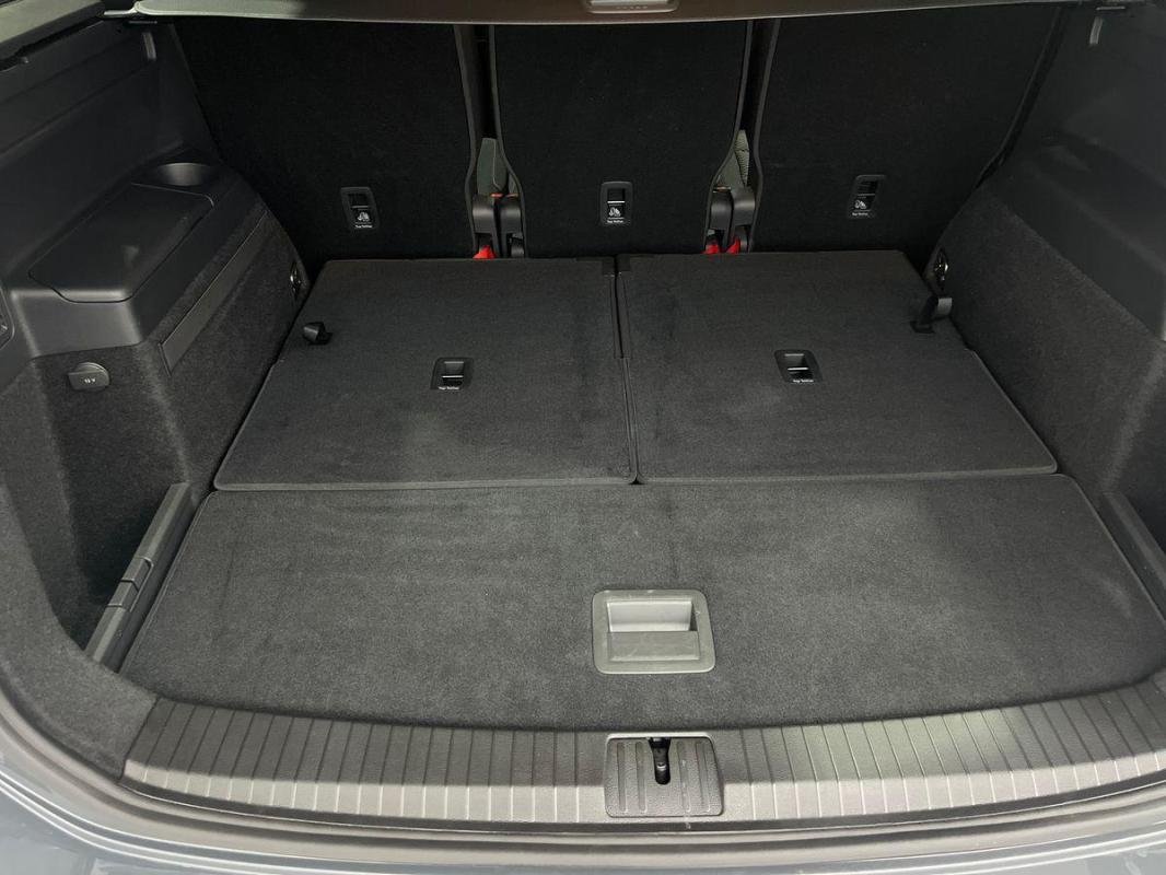 Volkswagen Touran - Photo 31