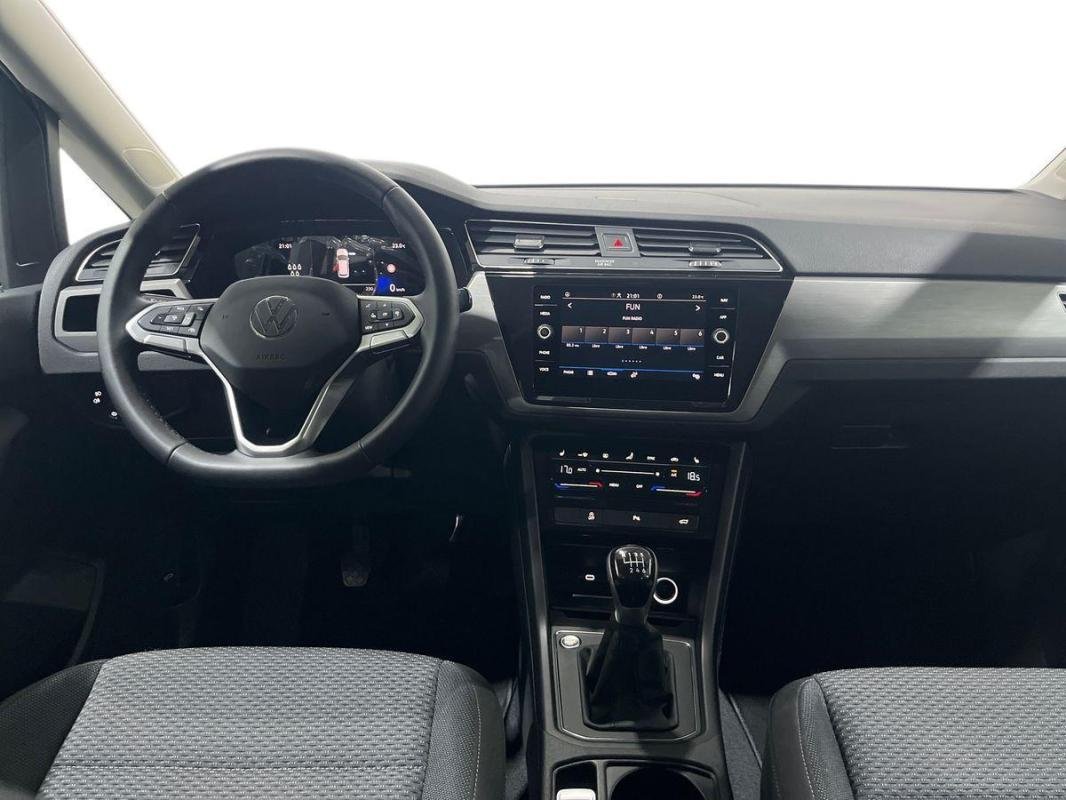 Volkswagen Touran - Photo 8