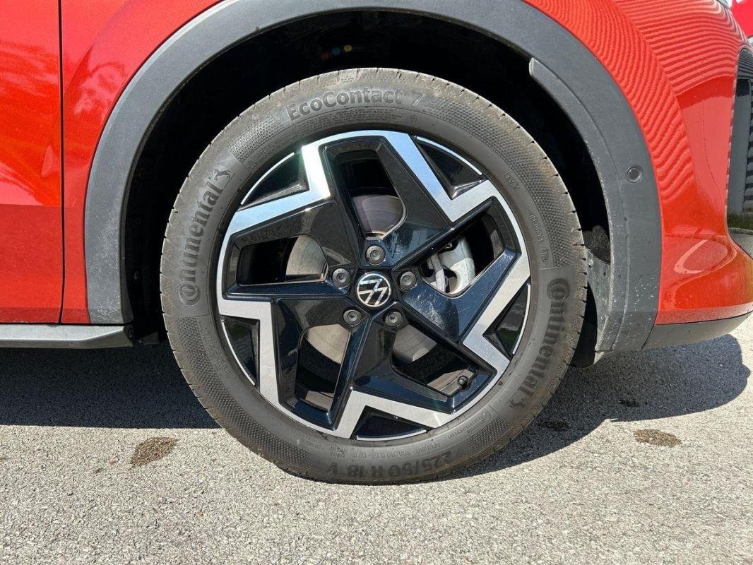 Volkswagen T-Roc - Photo 29