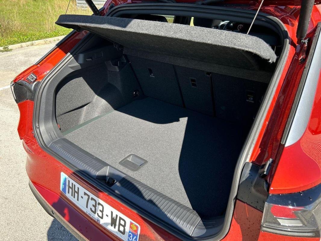 Volkswagen T-Roc - Photo 32