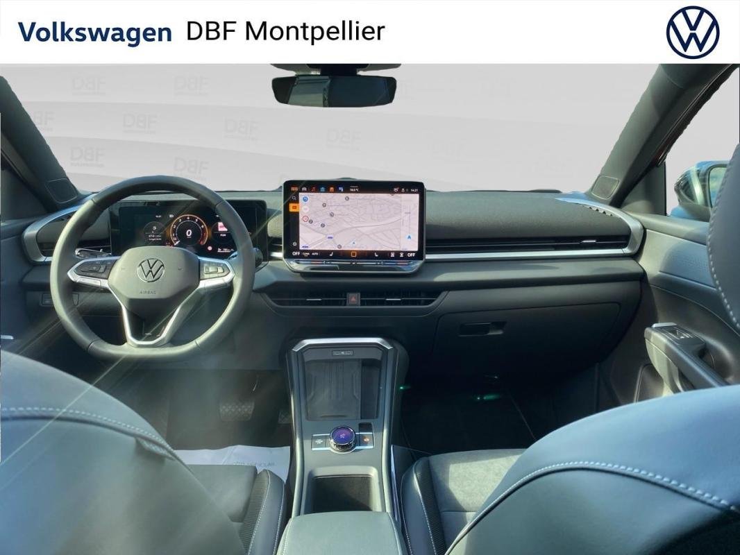 Volkswagen T-Roc - Photo 12