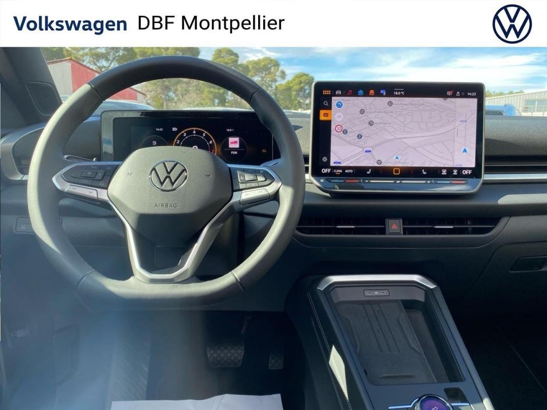 Volkswagen T-Roc - Photo 14
