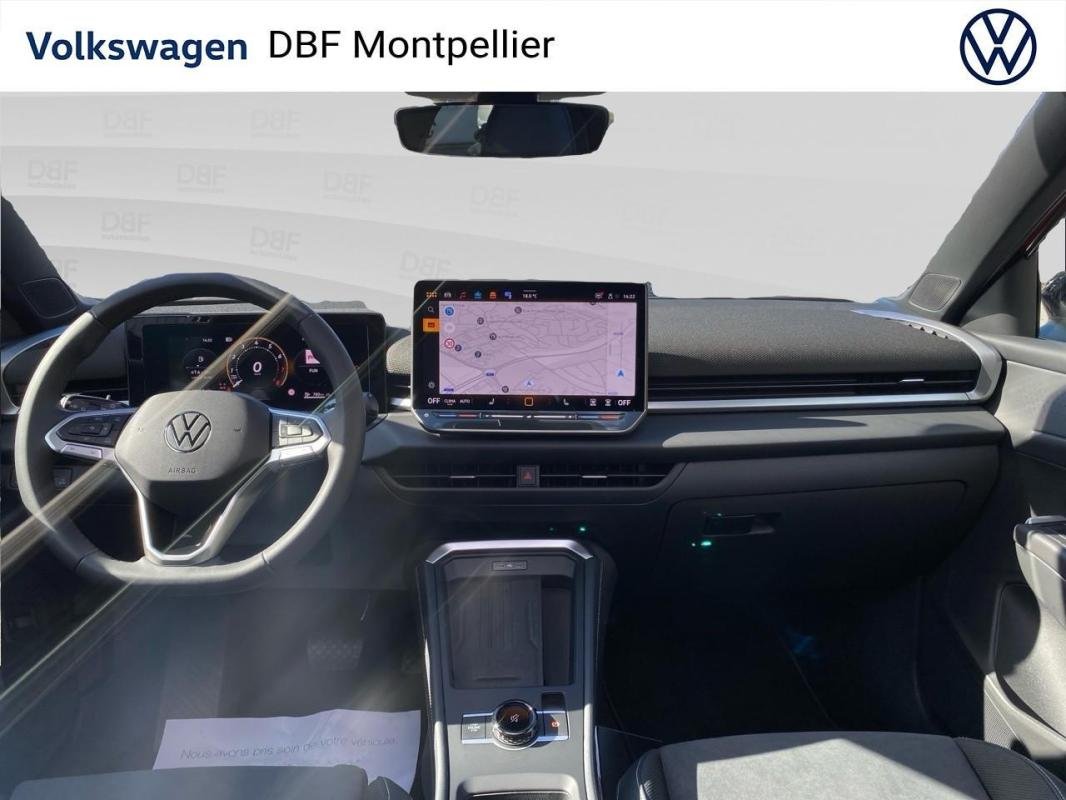 Volkswagen T-Roc - Photo 9