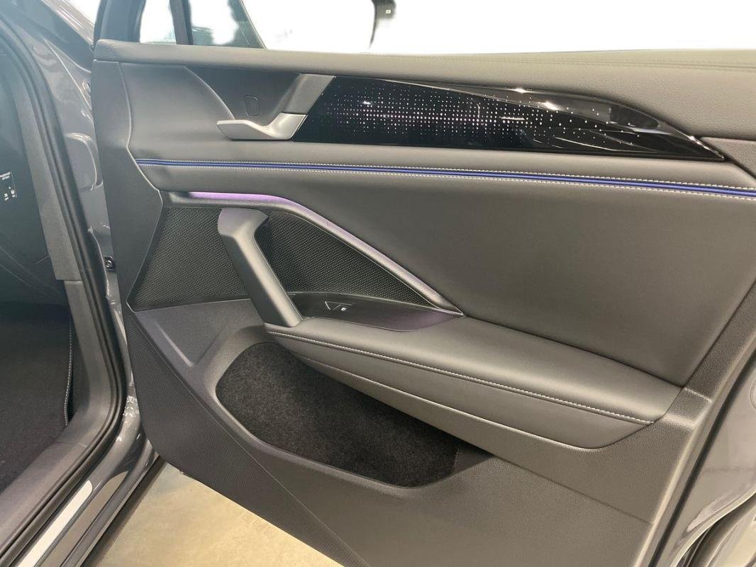 Volkswagen Tiguan - Photo 15