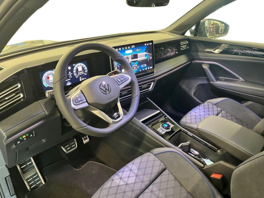 Volkswagen Tiguan - Photo 9