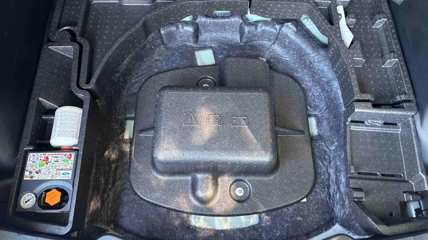 Ford Kuga - Photo 15