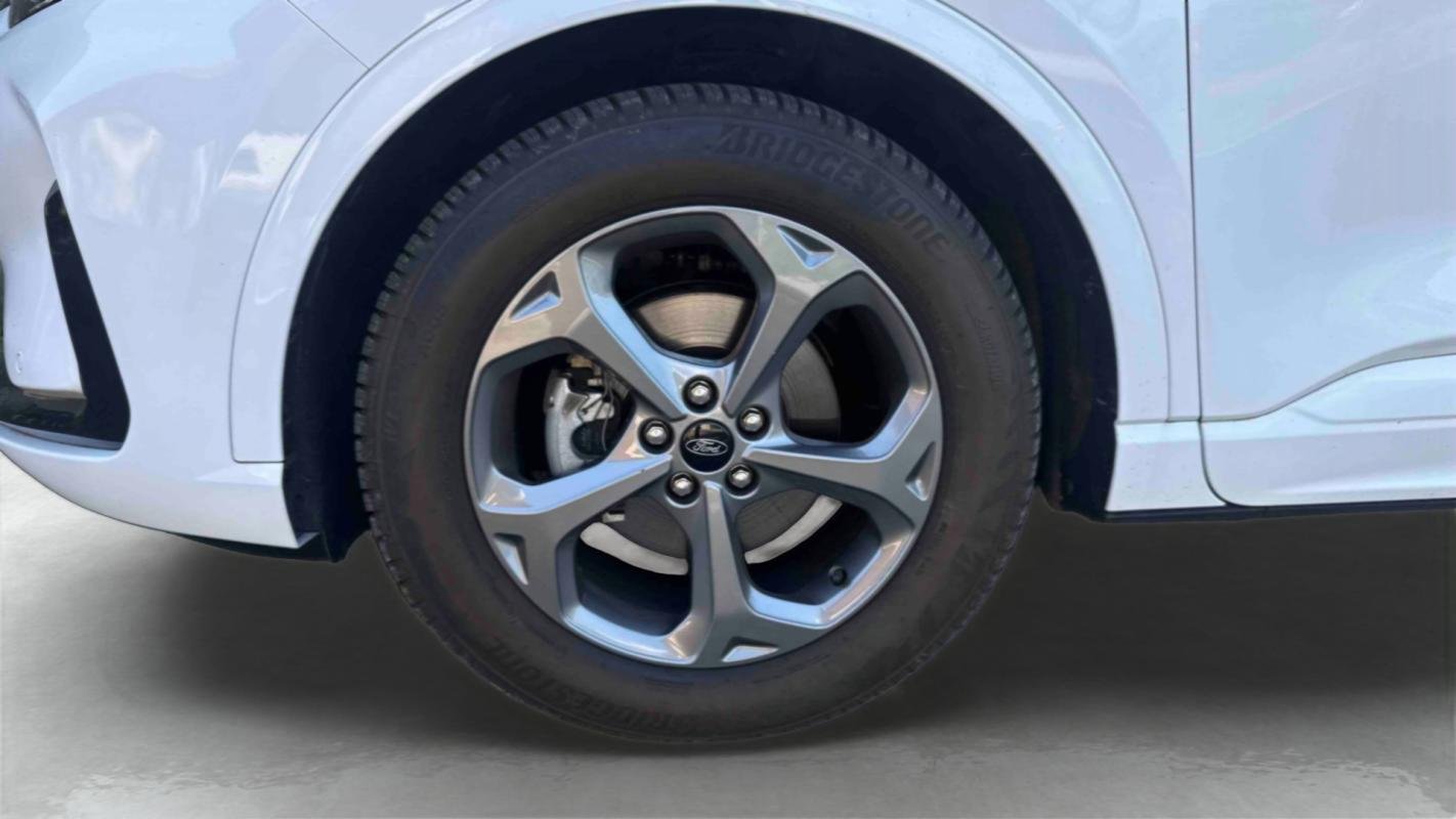 Ford Kuga - Photo 14
