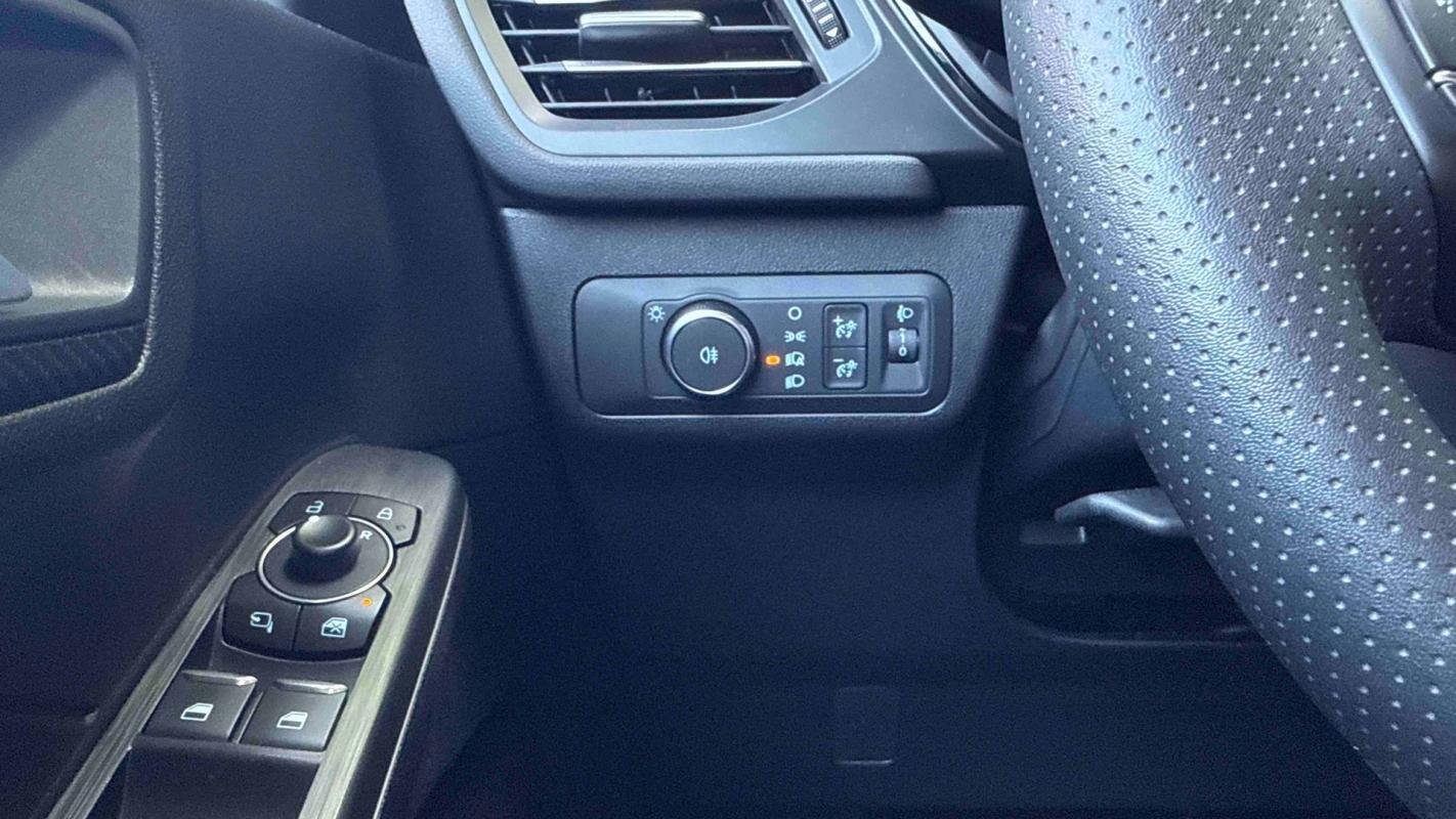 Ford Kuga - Photo 17