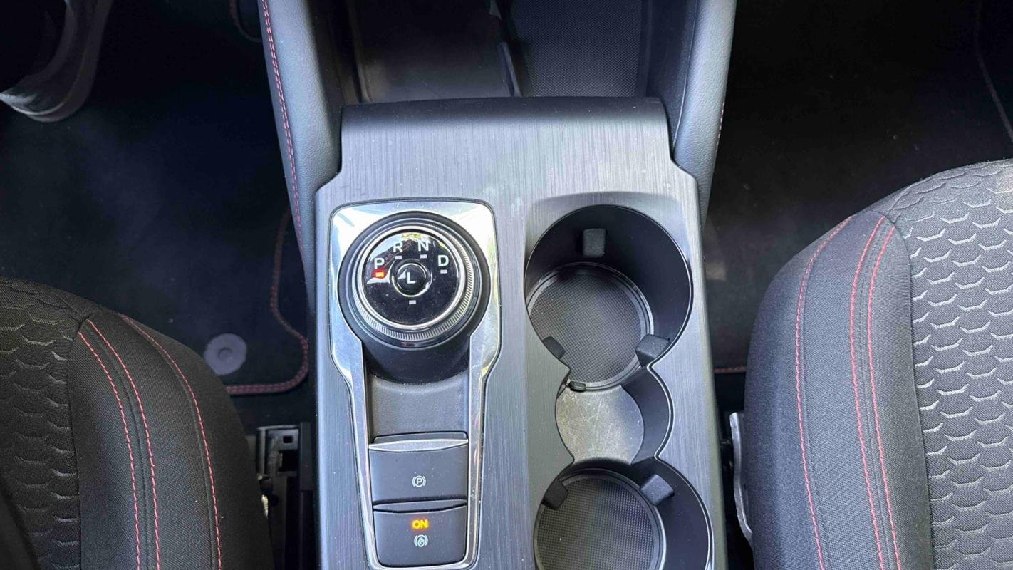Ford Kuga - Photo 22