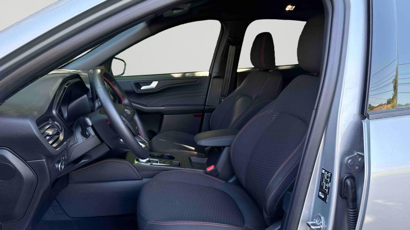 Ford Kuga - Photo 11