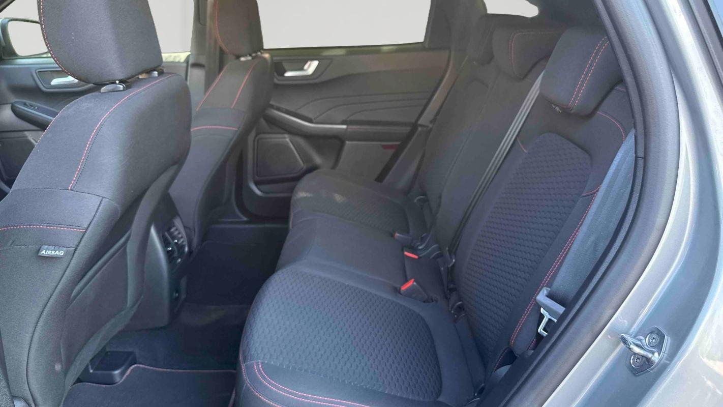 Ford Kuga - Photo 12