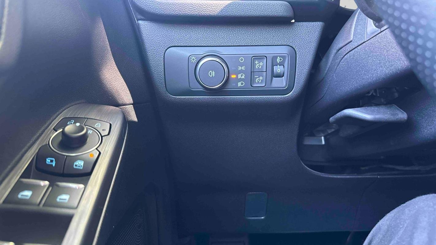Ford Kuga - Photo 17