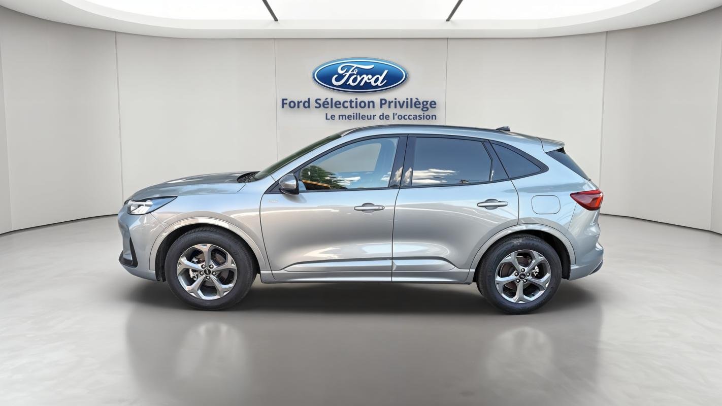 Ford Kuga - Photo 2