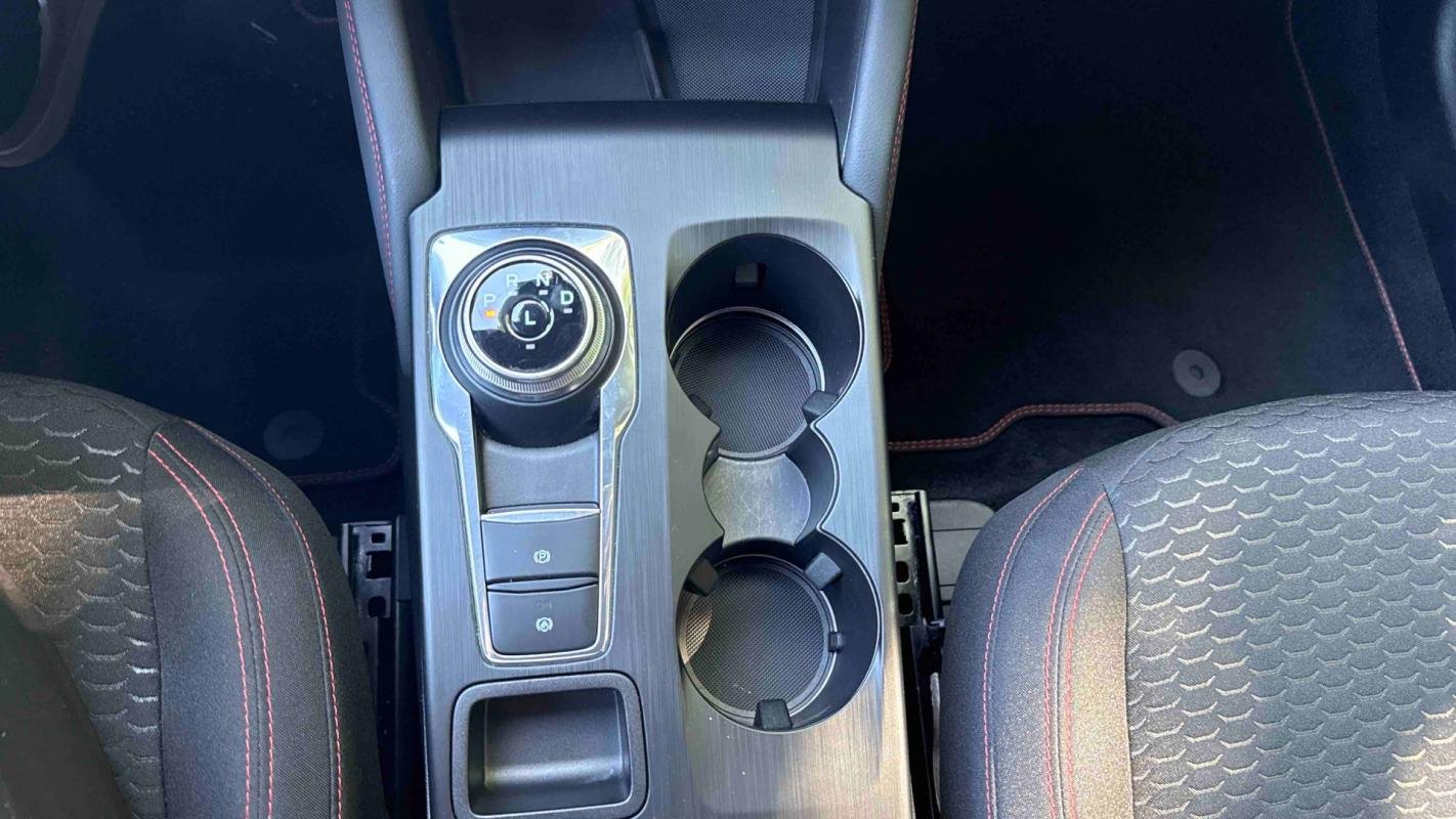 Ford Kuga - Photo 22