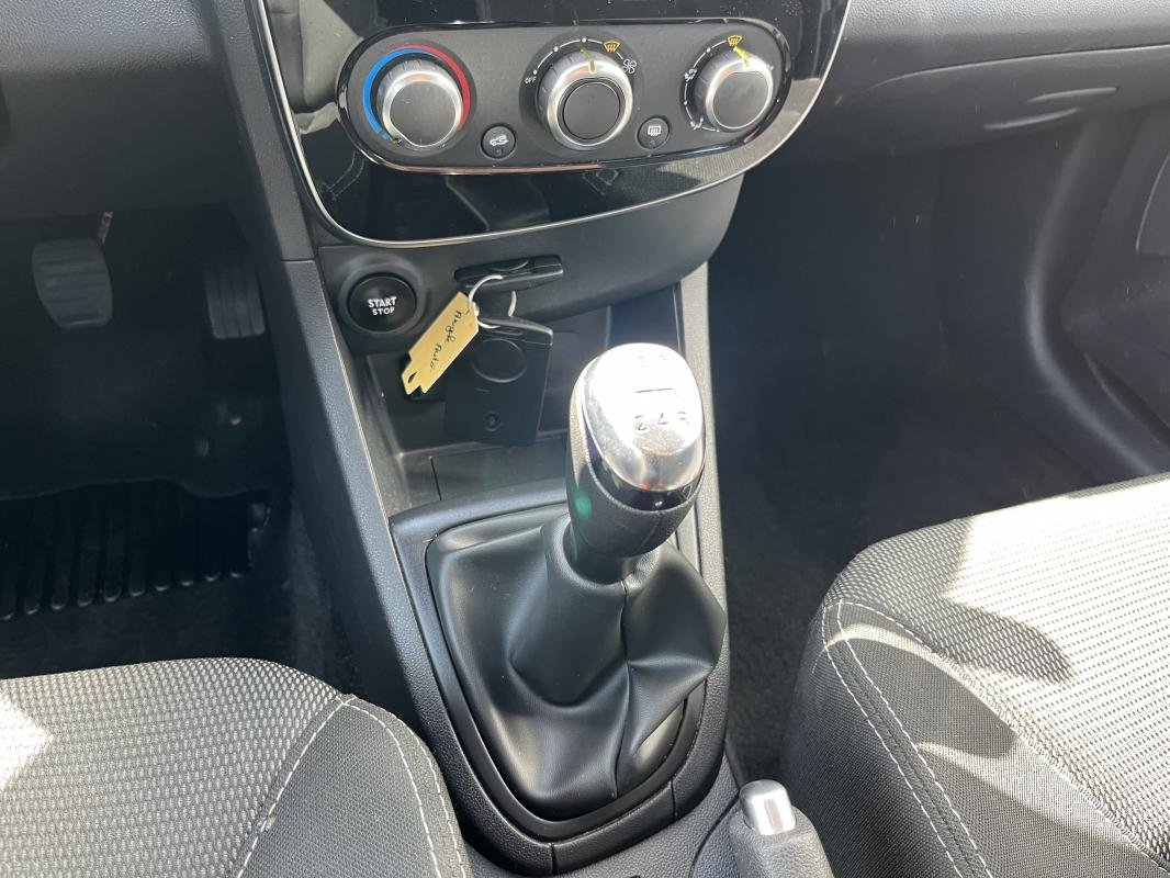 Renault Clio - Photo 20