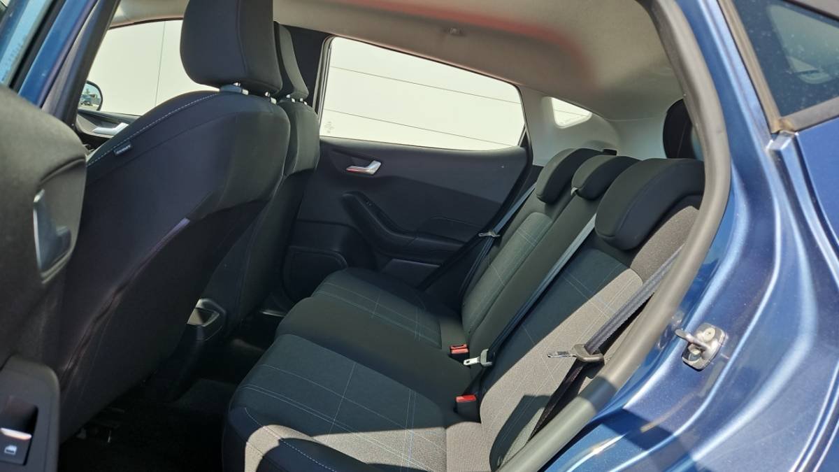 Ford Fiesta - Photo 11