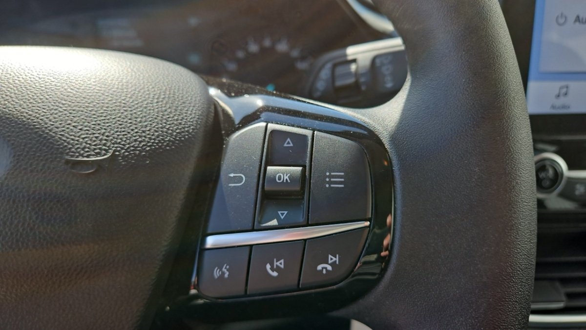 Ford Fiesta - Photo 17