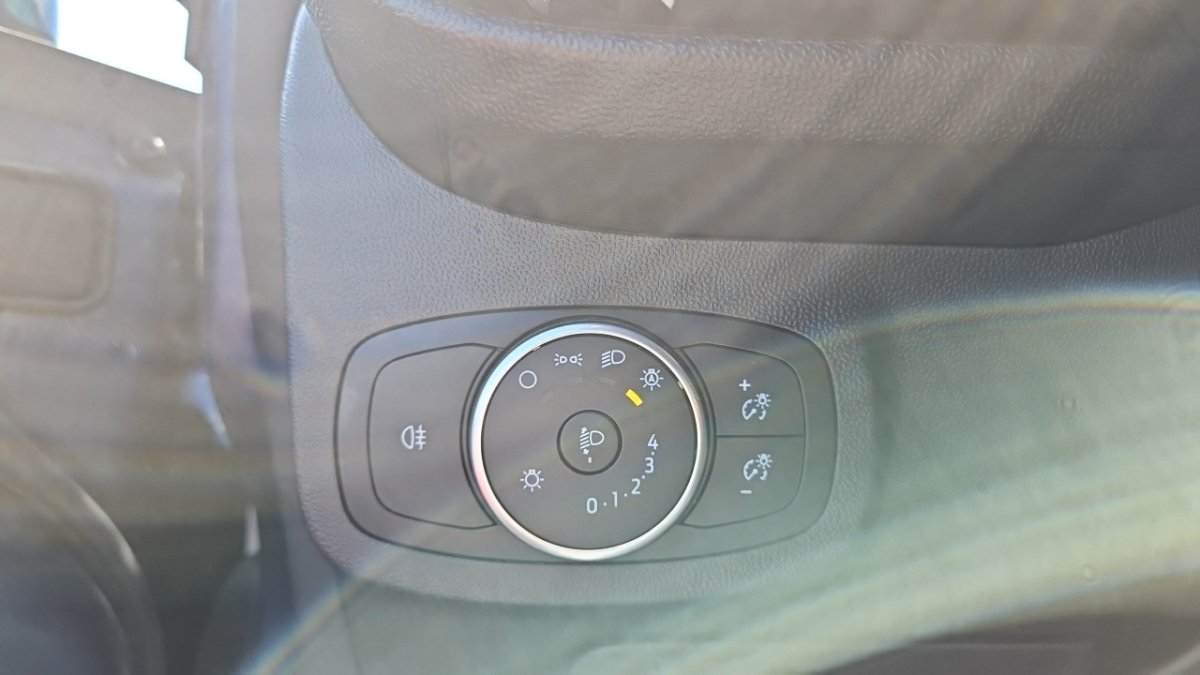 Ford Fiesta - Photo 21