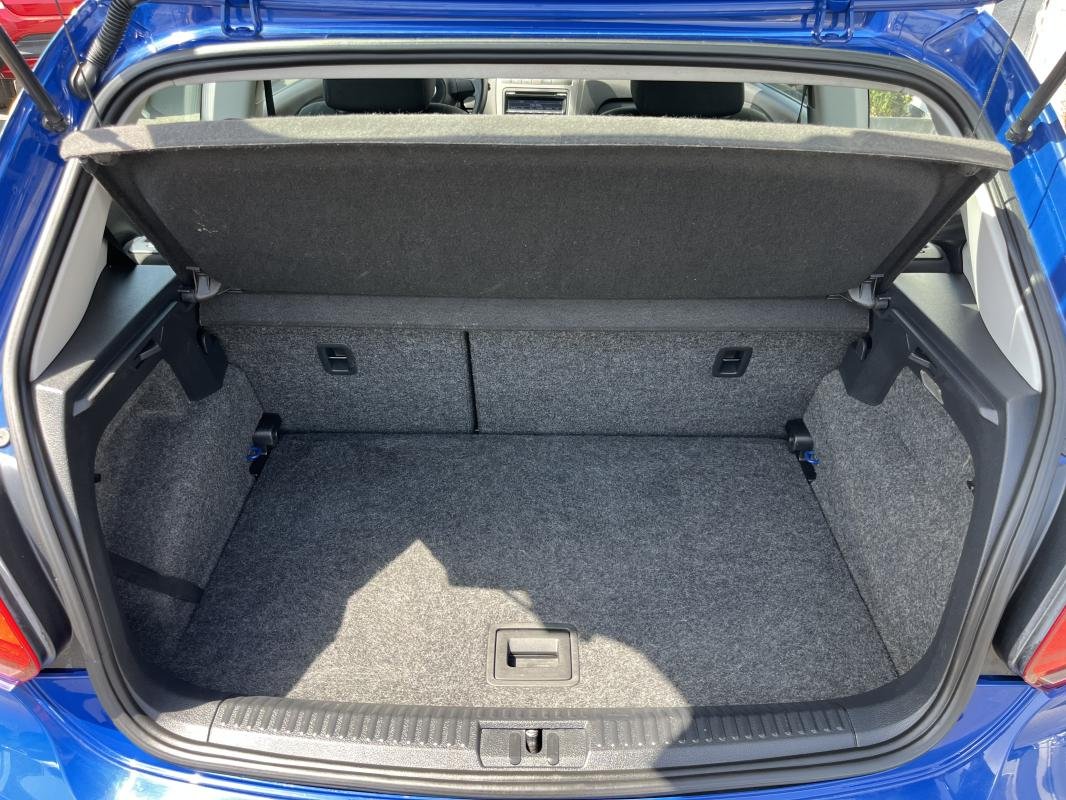 Volkswagen Polo - Photo 11