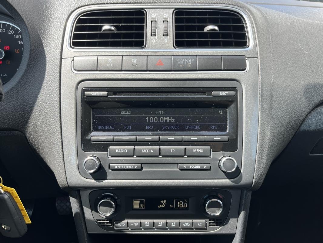 Volkswagen Polo - Photo 18