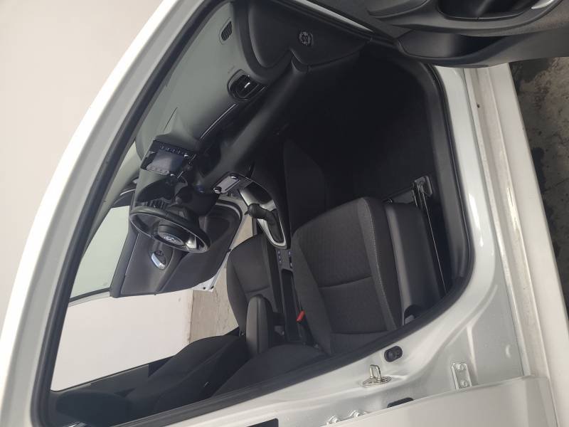 Toyota Yaris - Photo 12