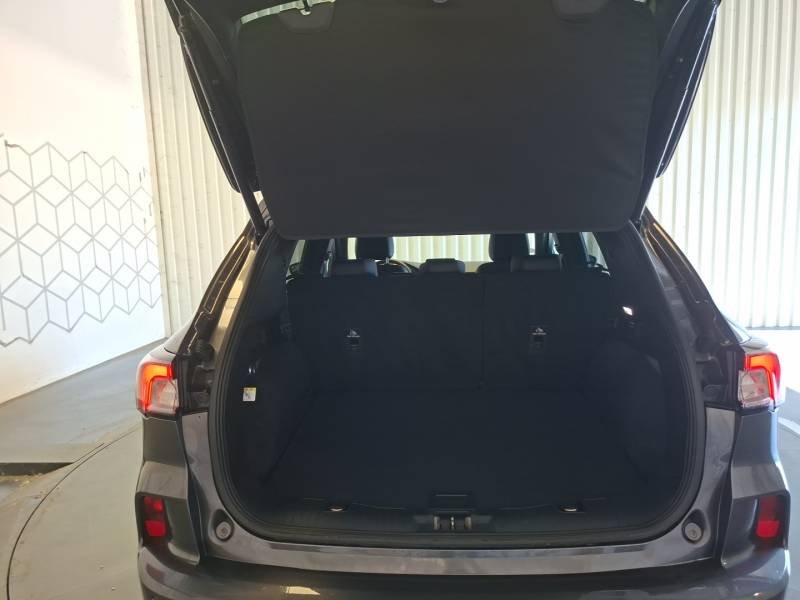 Ford Kuga - Photo 11