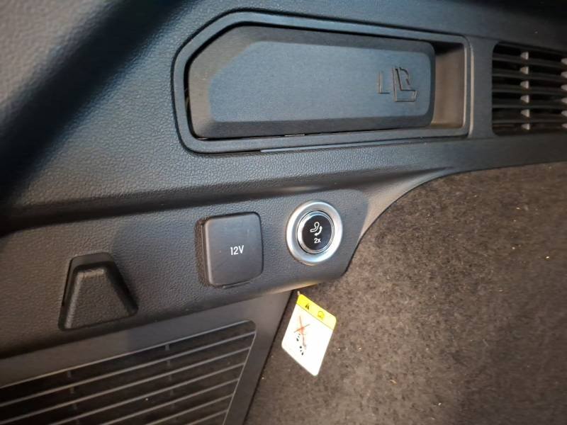 Ford Kuga - Photo 14