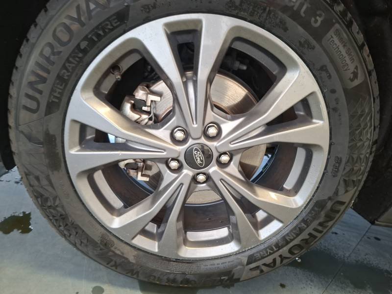 Ford Kuga - Photo 40